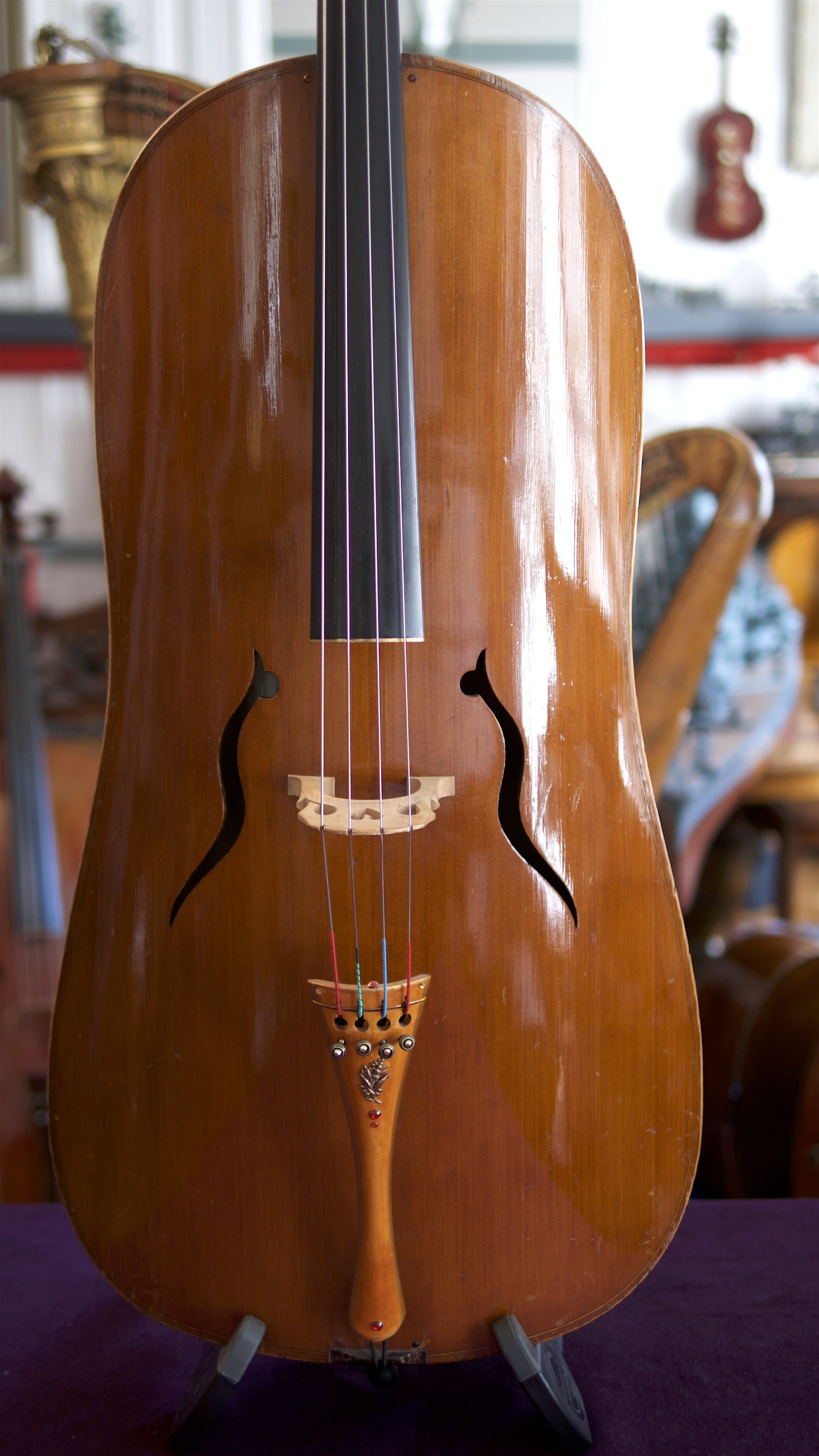 Cello-Amedee-Dieudonne-F